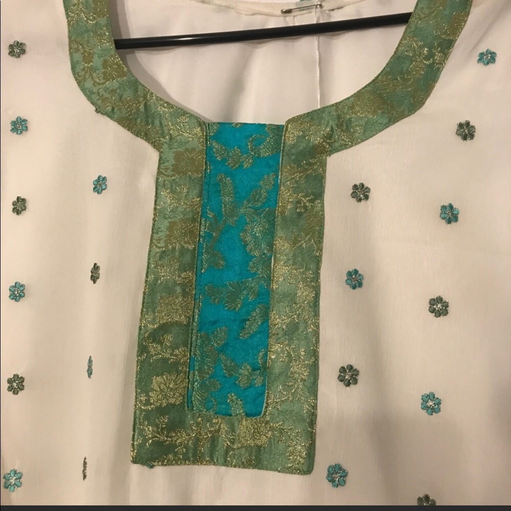 Salwaar kameez